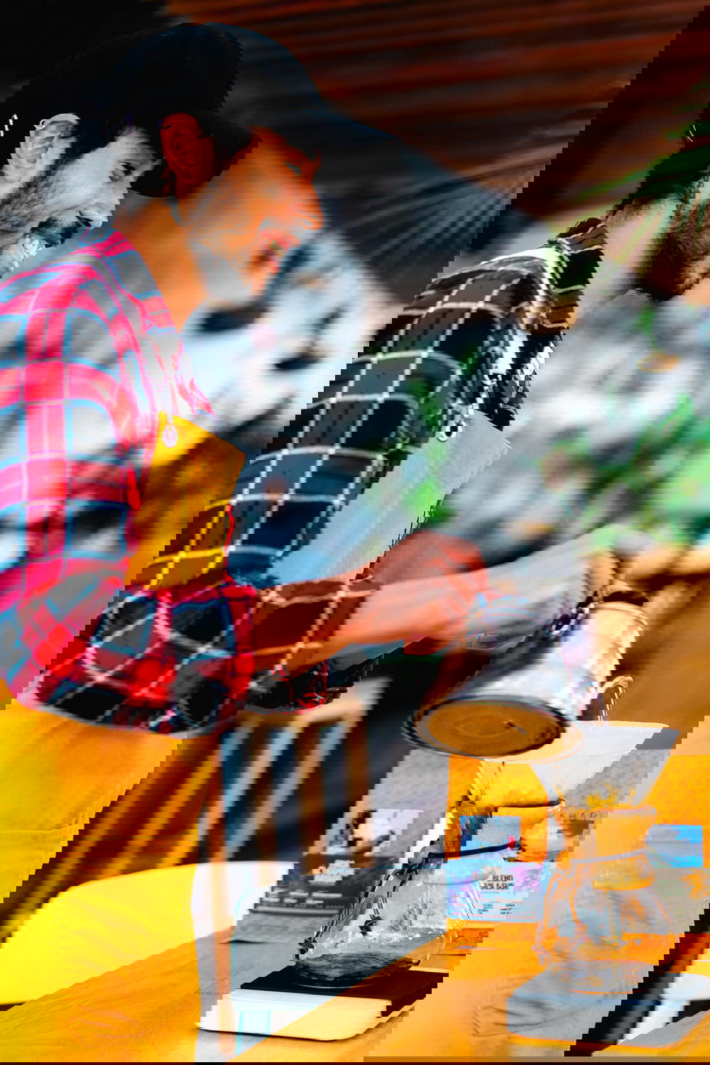 Preparing a Chemex coffee