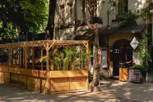a food stand on the side of a street