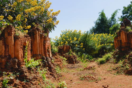Ancient pagoda ruins of Indein, Inle Lake, Myanmar (Burma)