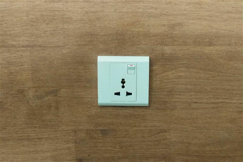 which plug outlet does myanmar (burma) use