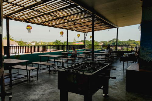 Backpacker traveler hostel rooftop in Nyaungshwe, Inle Lake, Myanmar (Burma)