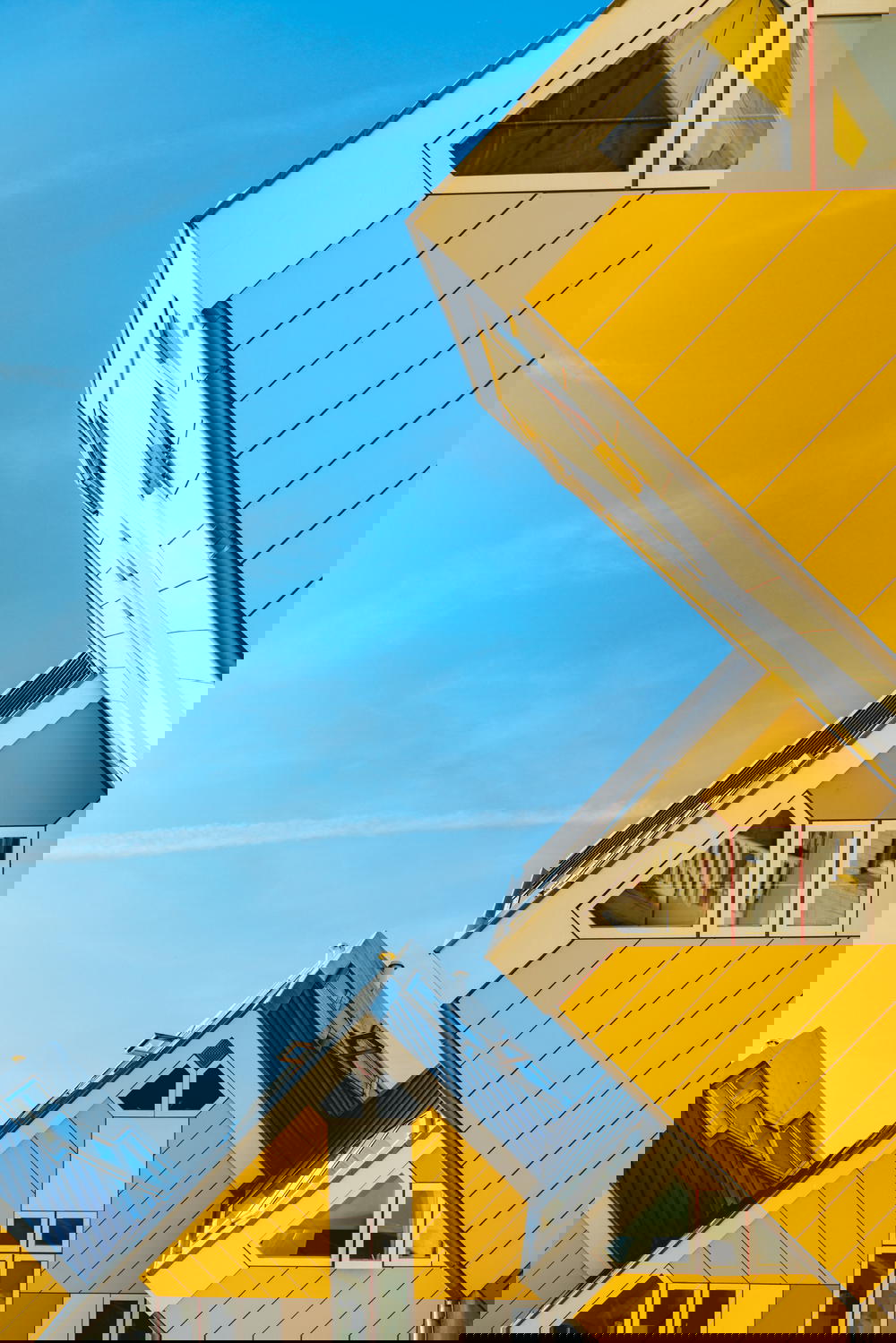 The yellow square and slanted cube houses of Rotterdam