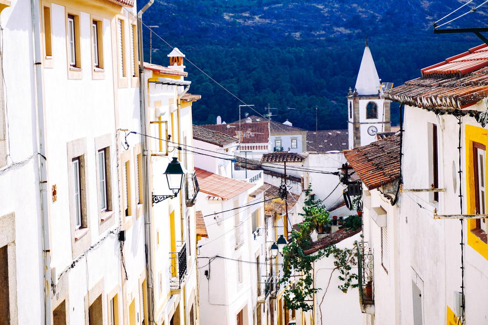 A narrow street in Portugal.