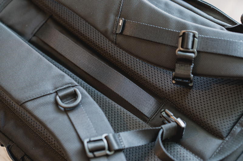 Close up of the straps on the Aer Fit Pack 3