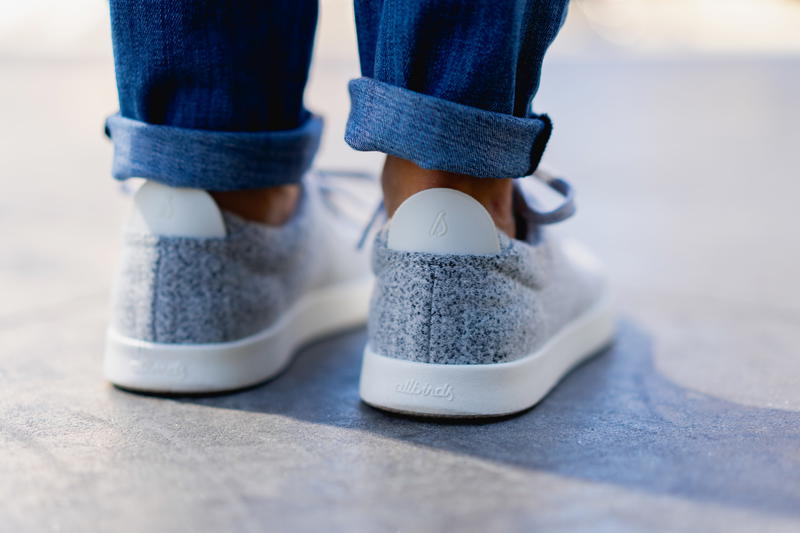 Close up of gray Allbirds wool pipers from behind