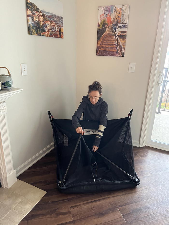 BabyBjorn Travel Crib Light Review (Tried & Tested)
