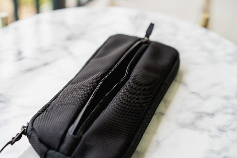 men's tech travel case