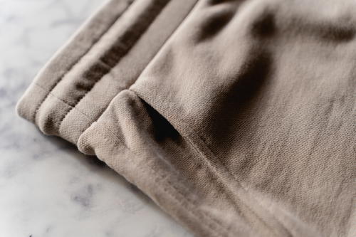 Front right pocjet on the Mott & Bow French Terry Sweatpant Hooper