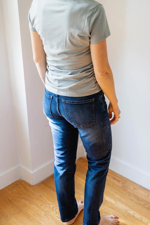 Mott & Bow Review (2023) – The Best Travel Jeans? - Be My Travel Muse