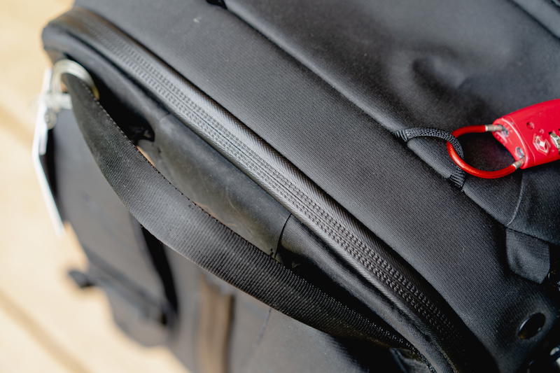 Close up of the zipper of the peak design travel packpack