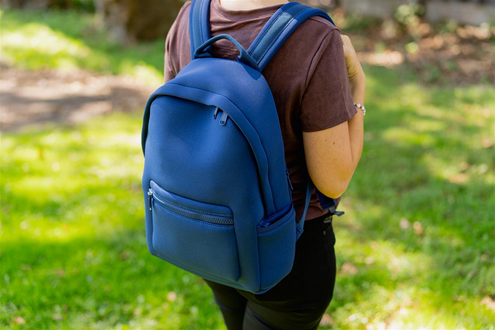 Quince All-Day Neoprene Backpack Review (See What I Liked)