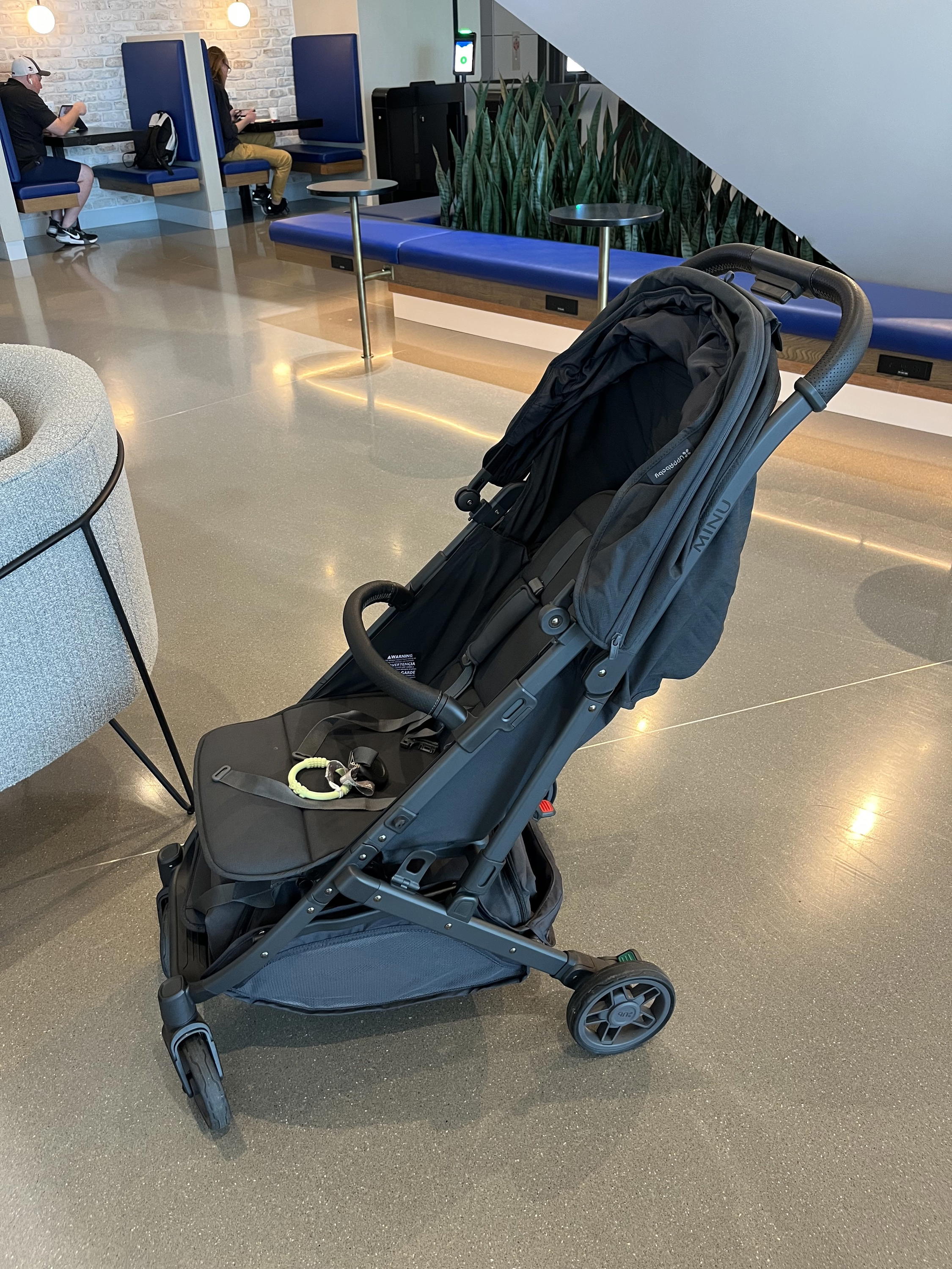 Uppababy minu hotsell overhead bin