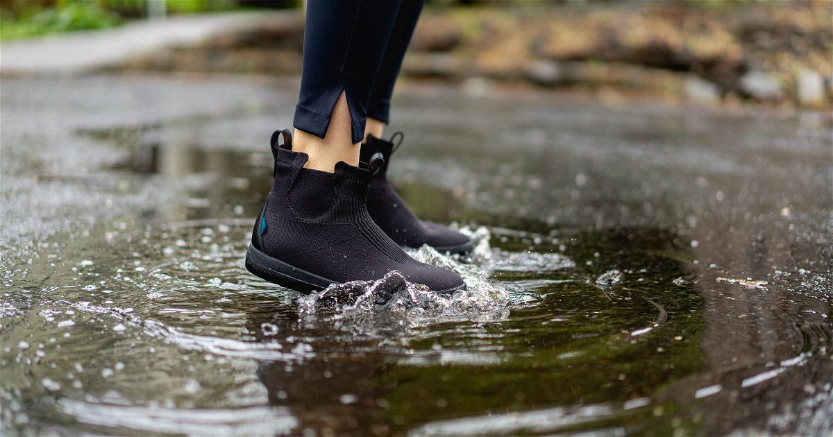 10 Best Waterproof Shoes for Rainy Days in 2024