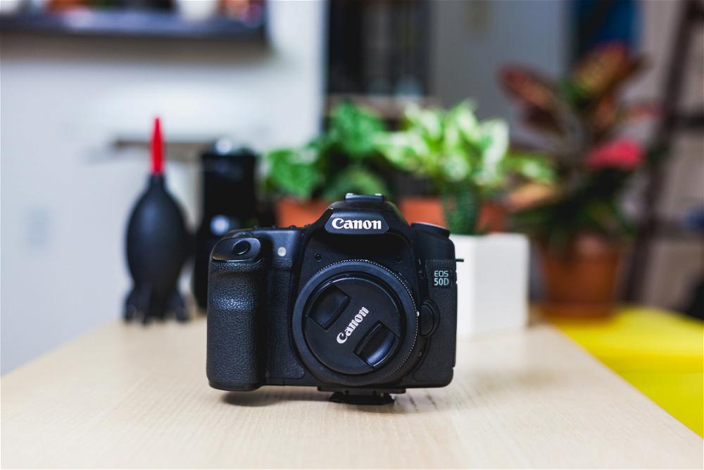 Canon 50D with Canon 50mm 1.8 lens
