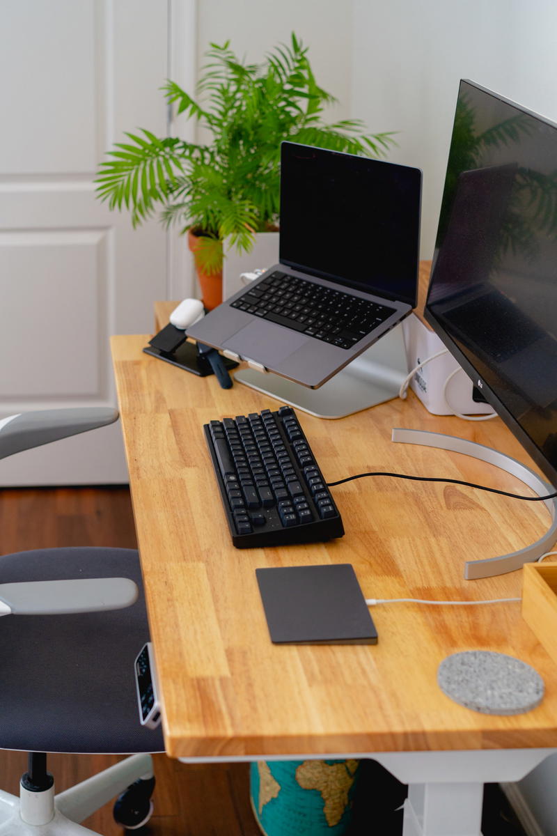 Premium Standing Desk (E7 Pro)