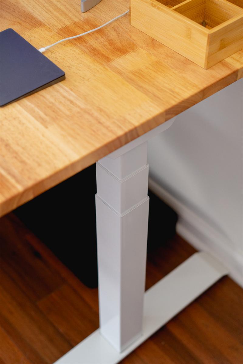 FlexiSpot E7 Pro Plus Standing Desk review: Simple design with smooth  height transitions