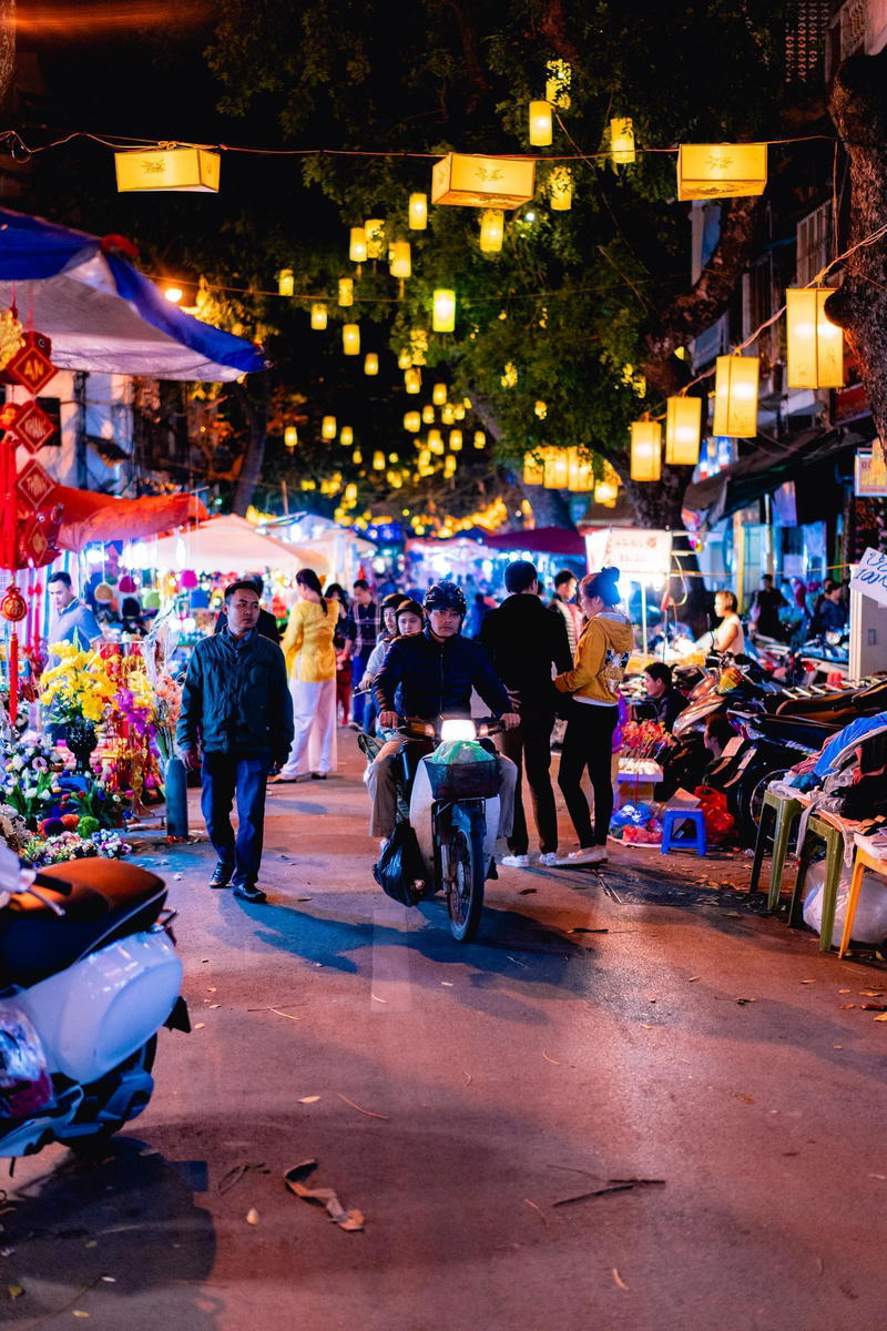 A group of people in a market.