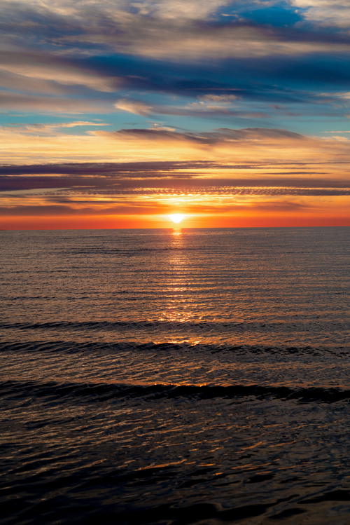 Rainbow sunset colors sun setting