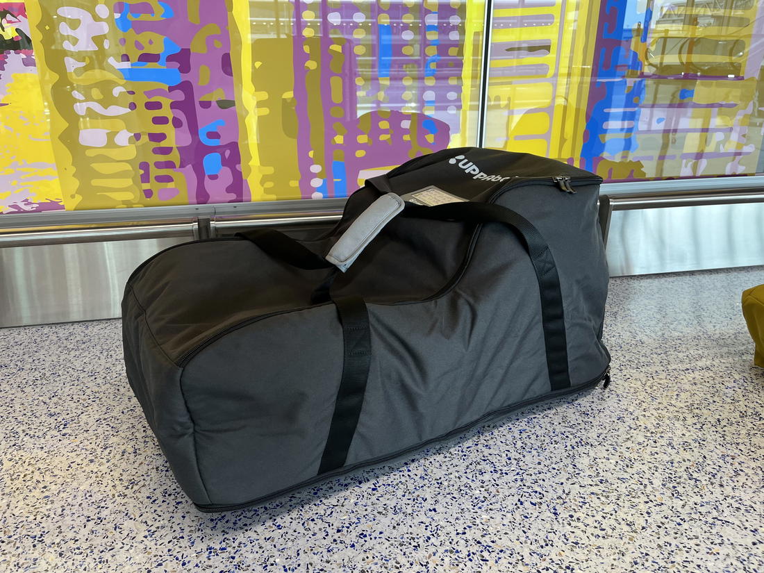 How to Travel on a Plane with Your Baby (32 Tips)