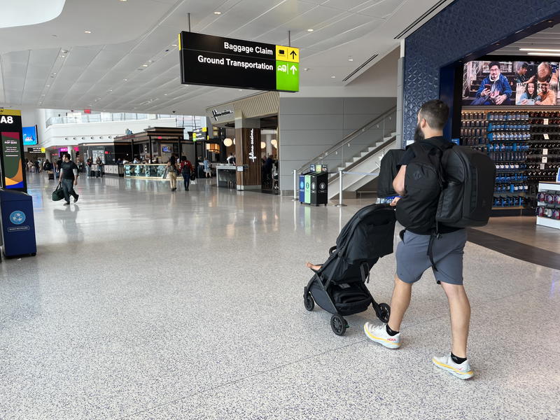 baby travel in flight