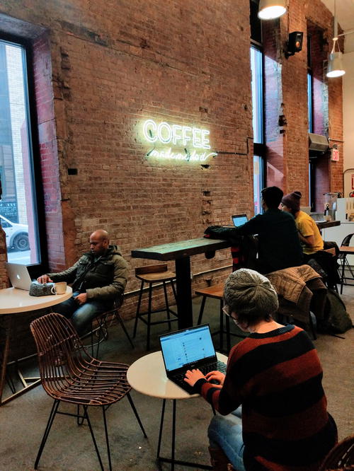 22 Best Cafes to Work in Manhattan NYC (Laptop-Friendly!)